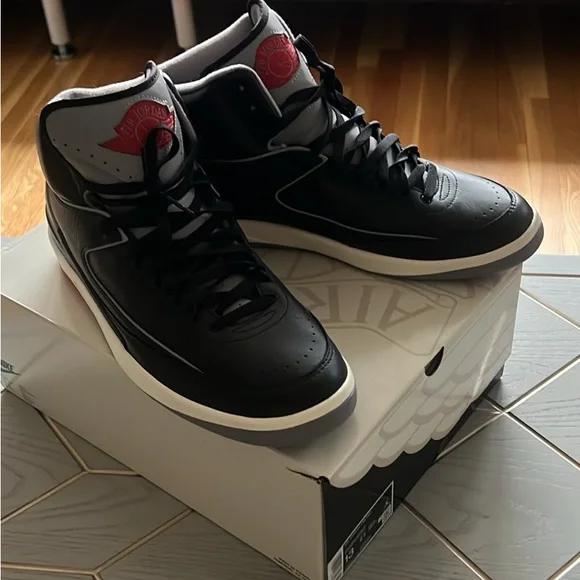 Air Jordan 2 Retro // Size 13 - Picture 4 of 6
